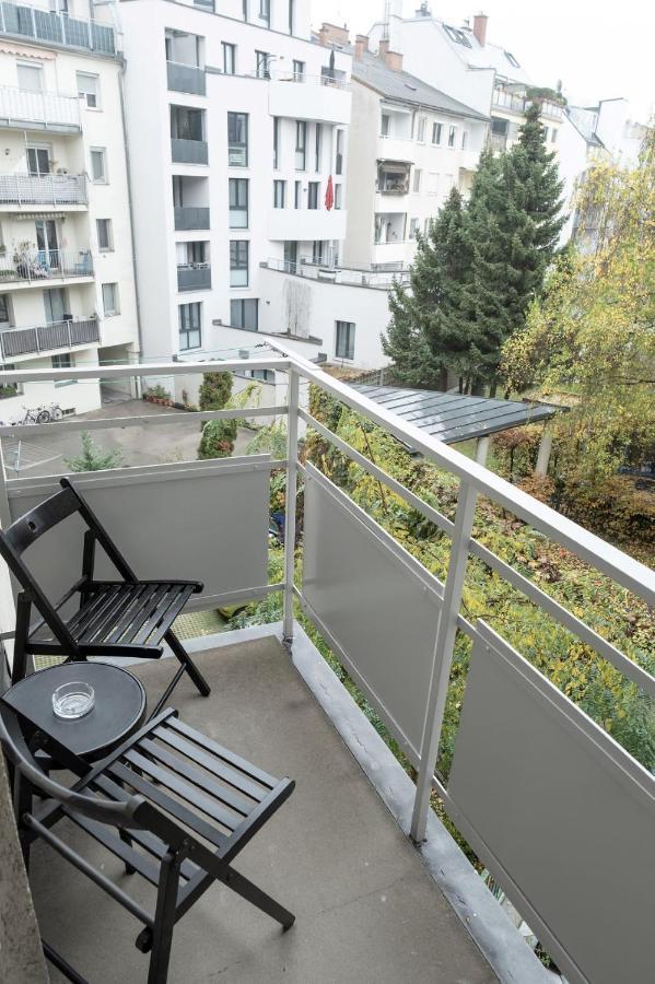 Smart Home, Hi-end Services, Media Streaming Apartment Wien